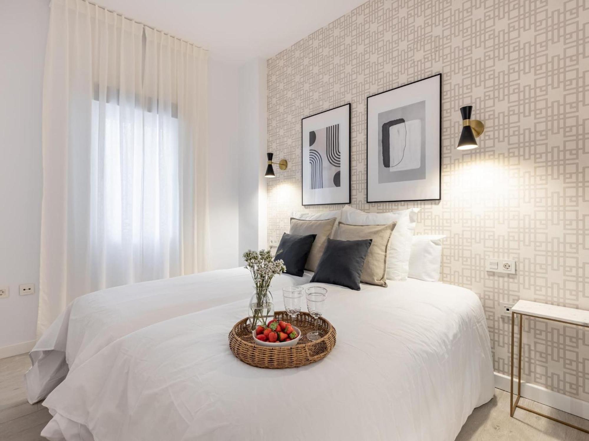 Central Stylish And Elegant 1 & 2 Bedroom Apartments III Granada Exterior foto