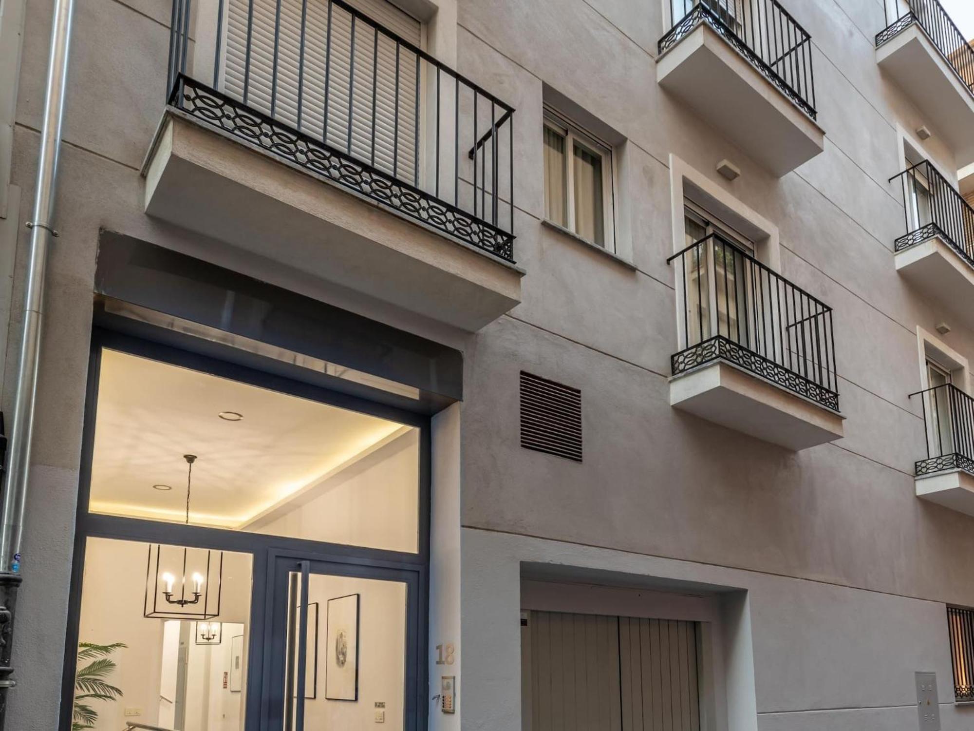 Central Stylish And Elegant 1 & 2 Bedroom Apartments III Granada Exterior foto